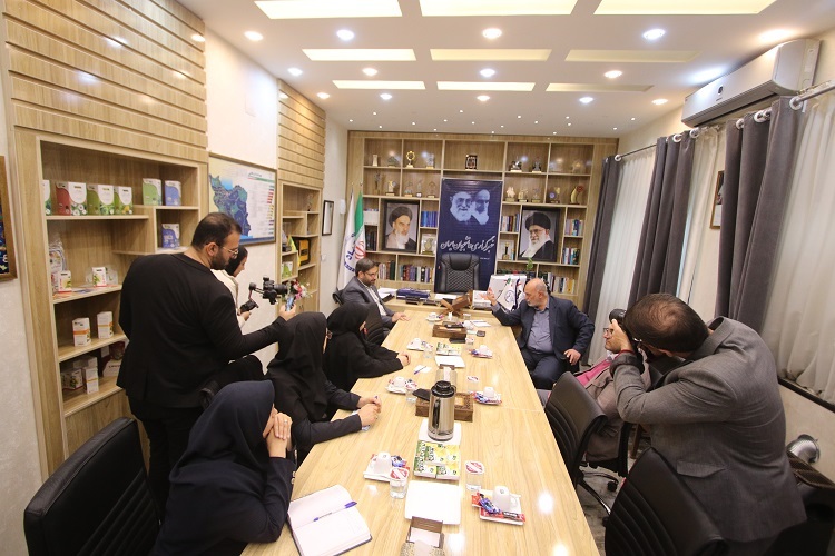 رسانهها در انتقال دستاوردها اهتمام بیشتری داشته باشند رسانهها در انتقال دستاوردها اهتمام بیشتری داشته باشند
