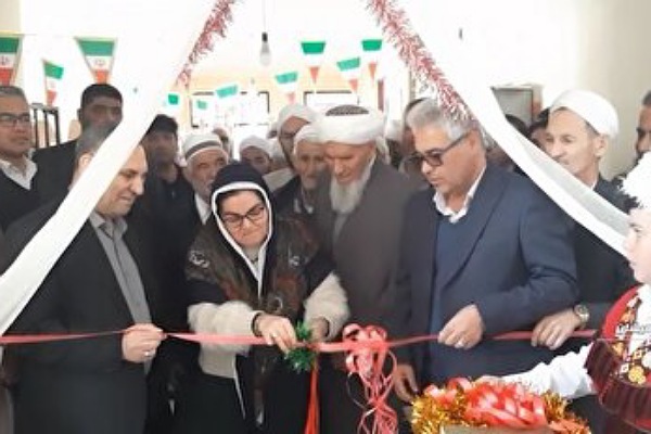 امید سقلی فرماندار. گمیشان در آیین افتتاح طرح های عمرانی و اقتصادی در گمیشان