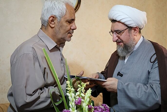 دیدار نماینده ولی‌ فقیه در آذربایجان‌شرقی با جانبازان دفاع مقدس + عکس