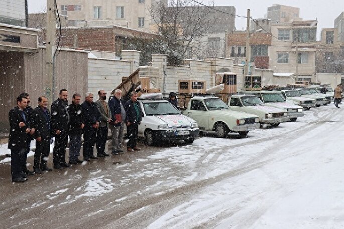 لوازم ضروری منزل و اشتغالزایی به مددجویان بهزیستی اردبیل اهدا شد
