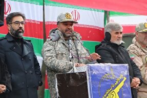 ملت ایران مردمی‌ترین انقلاب دنیا را رقم زدند