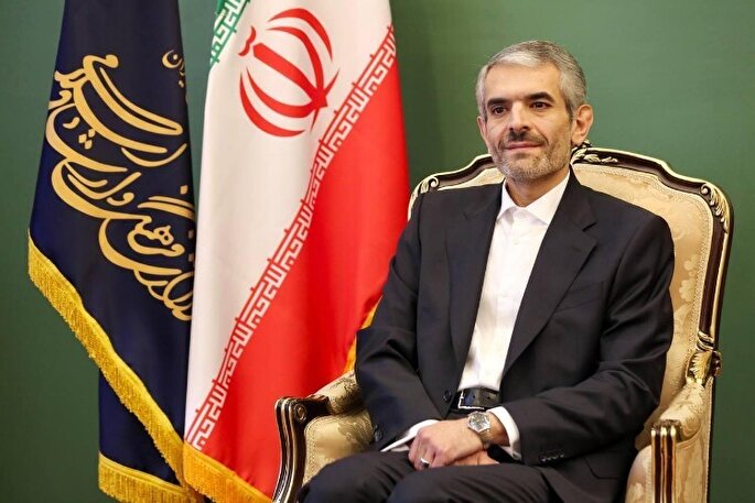 عرصه فرهنگ به دور از سیاست‌زدگی باشد