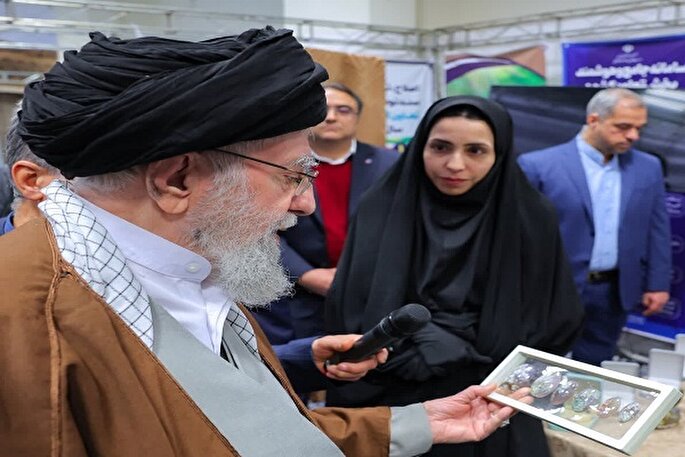 تحسین و تمجید رهبر انقلاب از سنگ شجر خراسان‌جنوبی