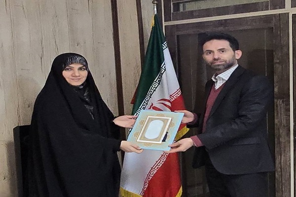 دبیر جشنواره مد و لباس فجر انتخاب شد