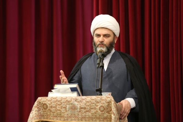 همه موظفیم سبک زندگی با آیه‌ها را در جامعه ترویج دهیم