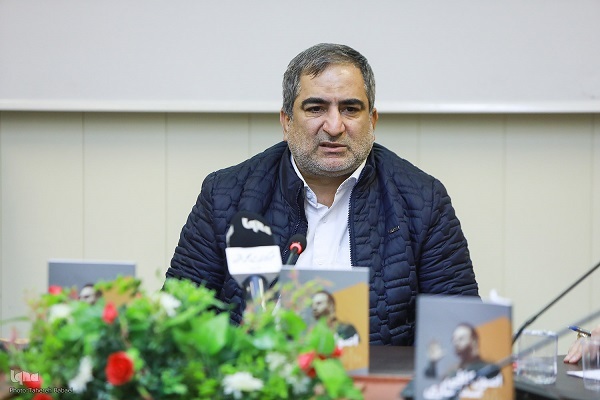هنوز تمام نشده و آماده انتشار نیست////آموزش آداب هیئت اری در ام‌القرای جهان شیعه کجاست؟/ تلفن همراه جایگزین استادهای پیشکسوت هنر مداحی +فیلم