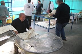 پخت و توزیع روزانه 19 هزار نان حضرتی در حرم بانوی کرامت