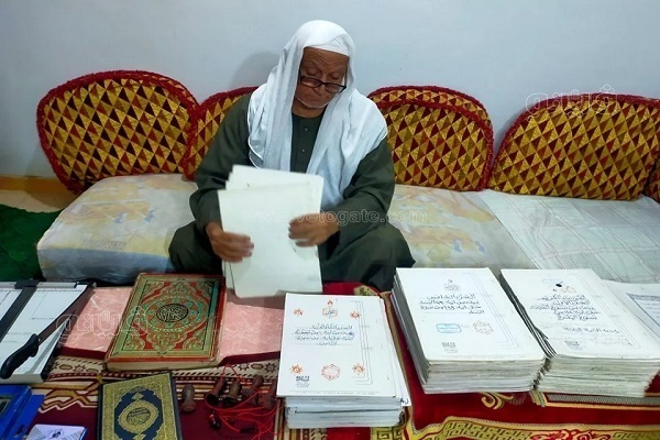 کاتب چهار نسخه قرآن