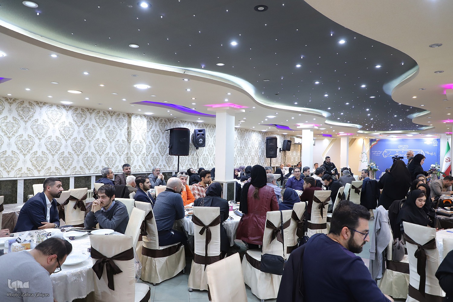 نشست شهردار تبریز با اصحاب رسانه