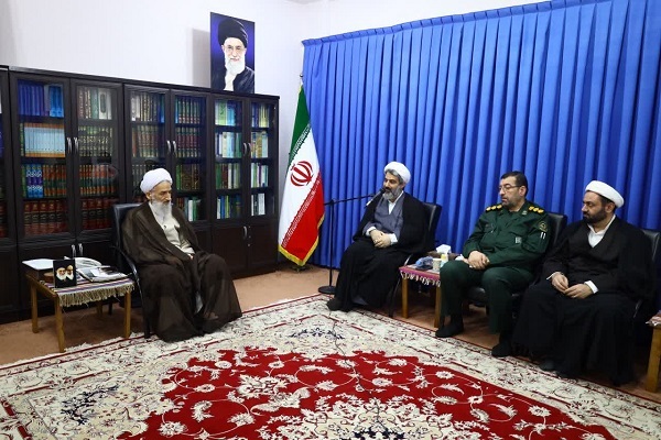 آیت‌الله محمدباقر محمدی لائینی در دیدار اعضای ستاد بزرگداشت حماسه مردمی هفتم اسفند شیرگاه