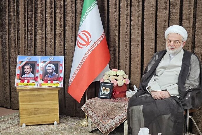 آشنایی فرد با آداب اجتماعی به حلقه مفقوده در جامعه تبدیل شده است