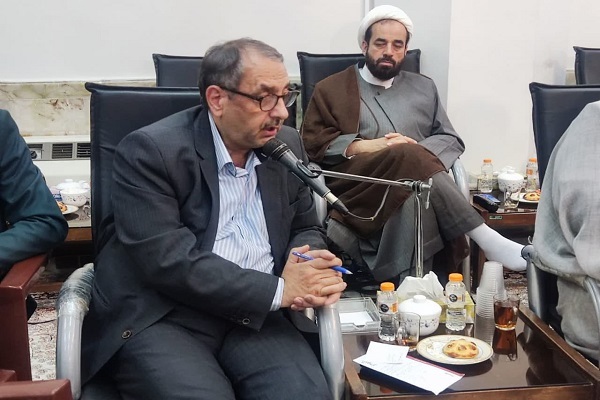 مصطفی بهارلویی نماینده جامعه انجمن‌های اسلامی بازار و اصناف در نشست ستاد بزرگداشت دهه کرامت