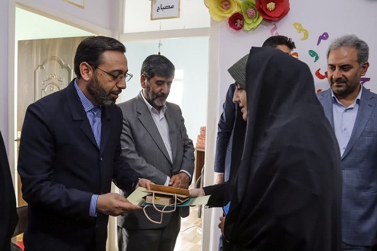 تجلیل از معلمان قرآنی
