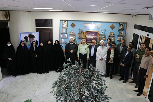 دیدار رئیس دانشگاه آزاد یزد با فرمانده انتظامی دیدار رئیس دانشگاه آزاد یزد با فرمانده انتظامی