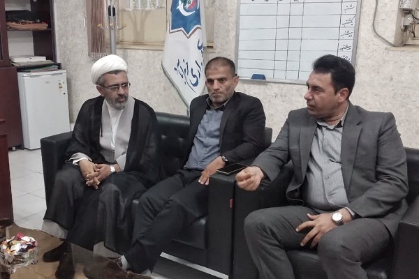 دیدار مدیرکل بنیاد شهید لرستان با مسئول آرامستان‌های خرم‌آباد