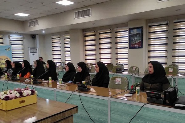 سمینار تخصصی بررسی اساطیر لرستان