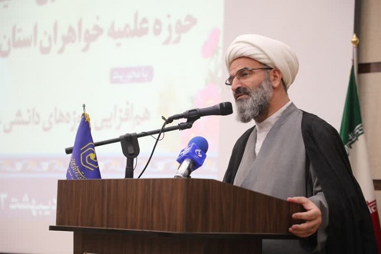 حجت الاسلام مطیعی نماینده ولی فقیه در استان سمنان حجت الاسلام مطیعی نماینده ولی فقیه در استان سمنان
