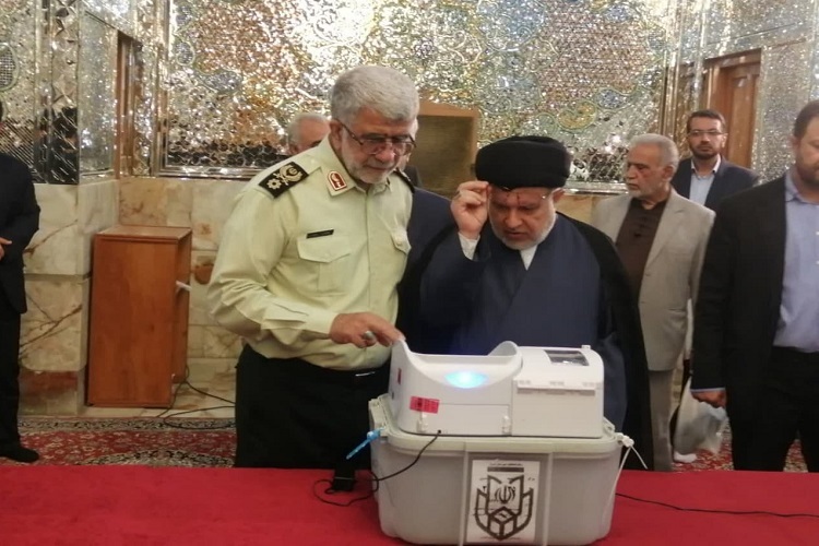 اخذ رأی در حرم شاهچراغ