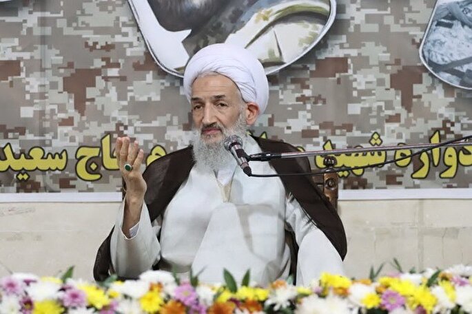 مخالفت دشمنان با معارف کربلا است + عکس