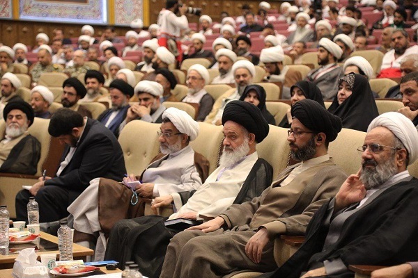 الگوی حکمرانی هلال احمر تدوین شود