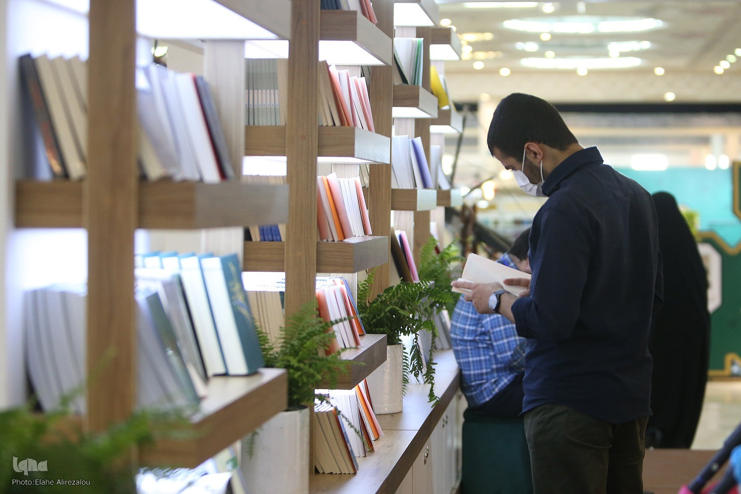کم‌رونقی نمایشگاه کتاب تهران تحت تأثیر افزایش تورم و برگزاری آنلاین