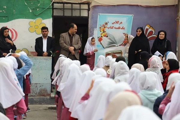 زهرا آبسوران مدیرکل کانون پرورش فکری کودکان و نوجوانان آذربایجان غربی