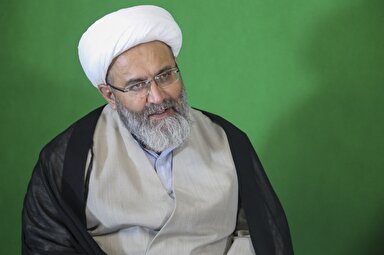 فیلم | توجه حضرت شاه‌چراغ(ع) به ارتباط با قرآن کریم