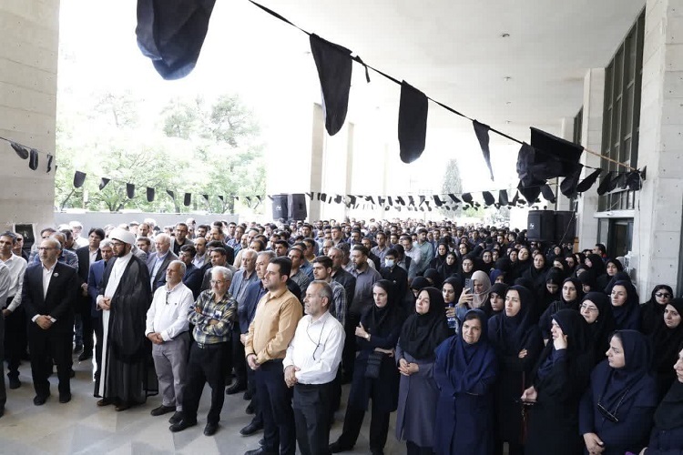 عزاداری دانشگاهیان علوم پزشکی شیراز به یاد رئیس جمهور