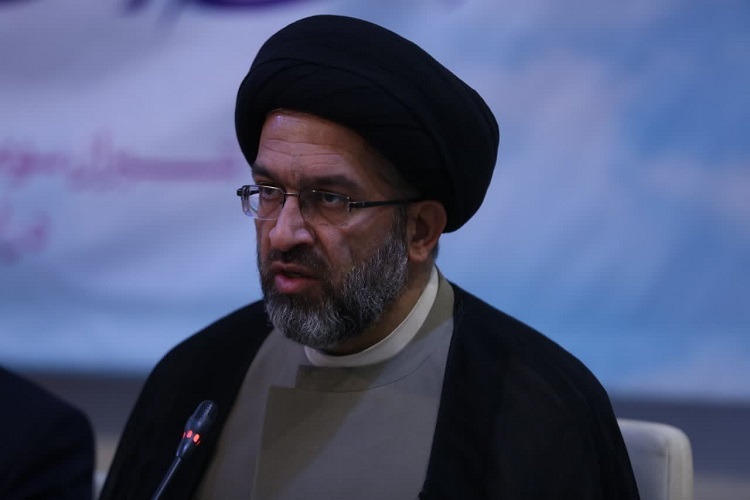 حجت‌الاسلام والمسلمین سیداحمد مشرف، معاون فرهنگی حرم حضرت معصومه(س)