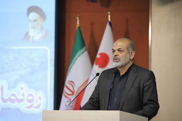 احمد وحیدی وزیر کشور