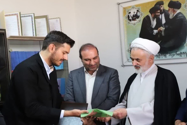 فرهاد سعیدی، مدیرعامل شرکت عمران سهند فرهاد سعیدی، مدیرعامل شرکت عمران سهند