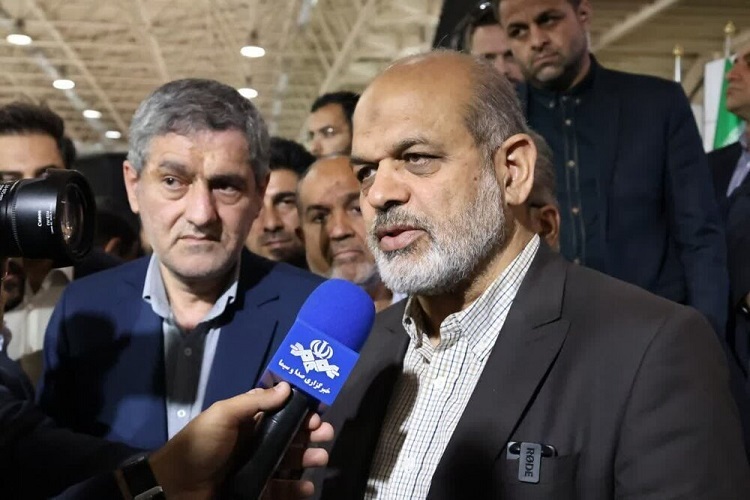 احمد وحیدی، وزیر کشور