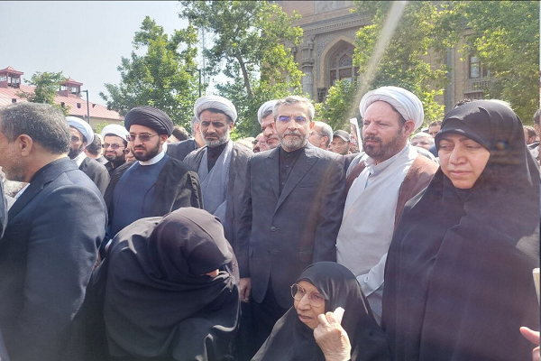 مراسم ادای احترام به شهید امیرعبداللهیان