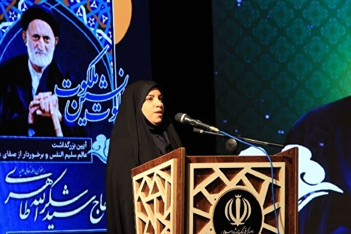 چهره‌های شاخص دینی ارزشمندترین میراث جامعه هستند