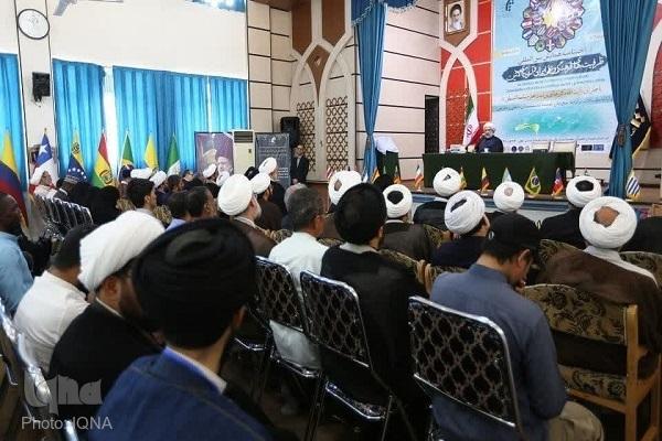 علی عباسی، رئیس جامعه المصطفی العالمیه
