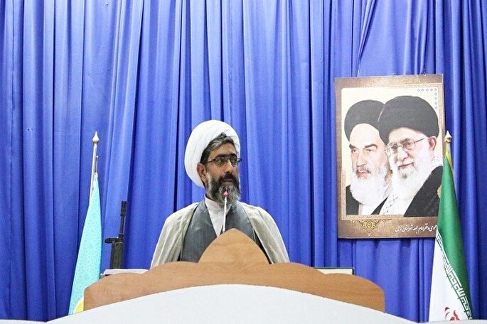 تقوای سیاسی در شیوه کار مسئولان حاکم باشد