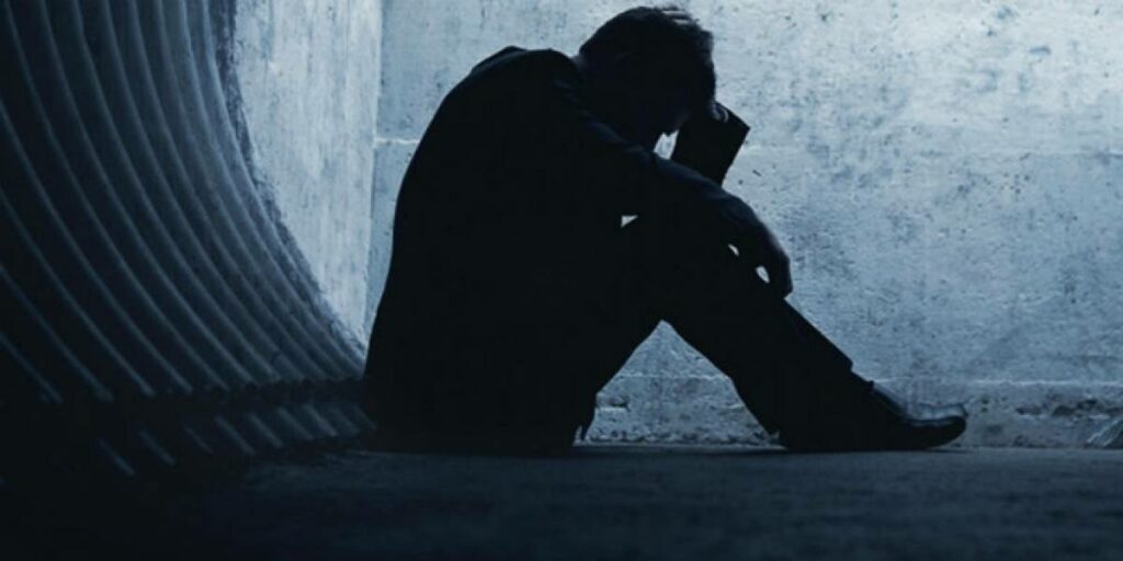 عقوبت حق‌الناس در همین دنیا به انسان می‌رسد