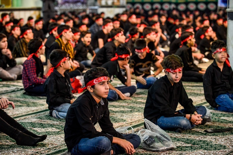 کودکان و نوجوانان عاشورایی