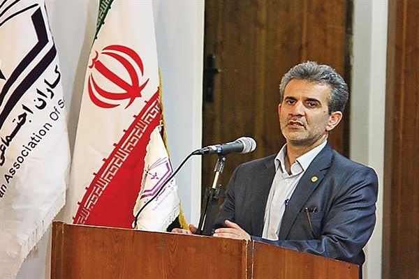 سید حسن موسوی چلک، رئیس انجمن مددکاران اجتماعی