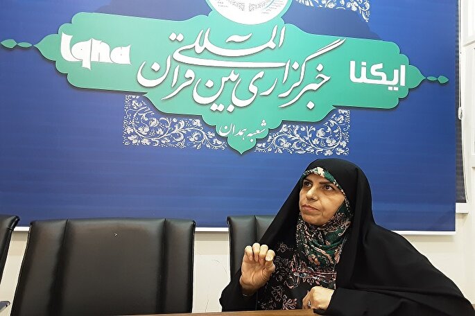 عاشورا به دست مردان اتفاق افتاد و با روایت زنان ادامه یافت