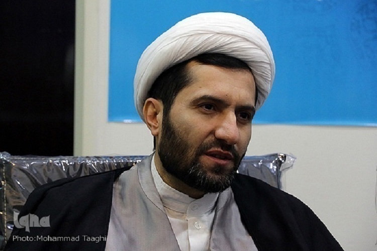 حجت‌الاسلام جمال ایزدی، معاون فرهنگی و اجتماعی اداره کل اوقاف و امور خیریه خراسان رضوی