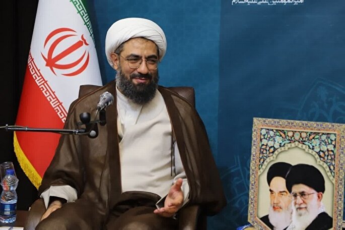 علی بن ابیطالب(ع) صراط مستقیم است