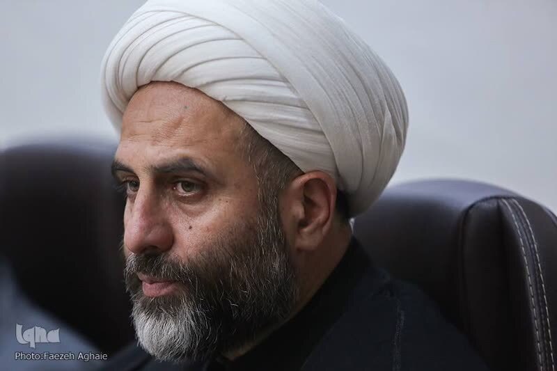 بایستی امکانات ویژه‌ای را برای رفاه حال زائران با وجود دو نقطه اوج ورود زائر به مشهد فراهم کنیم.