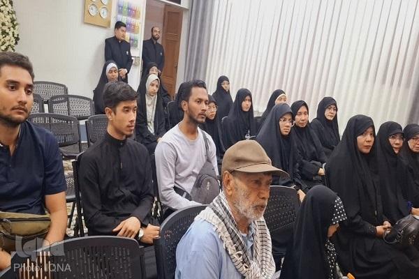 جمعی از شیعیان کشور میانمار به حرم مطهر رضوی مشرف شدند