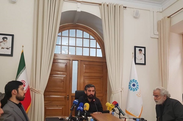 انتشار صبح جمعه//// از «به سمت قبله» کانون پرورش فکری تا «پفکی» شدن فضای کتاب
