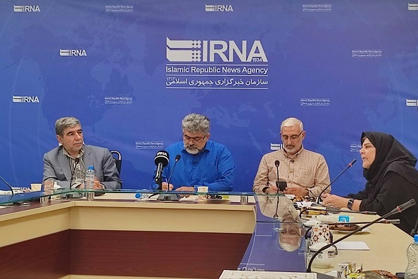 جمعه/////افتتاح «ایران نوشت» همزمان با ایام آغاز مدارس