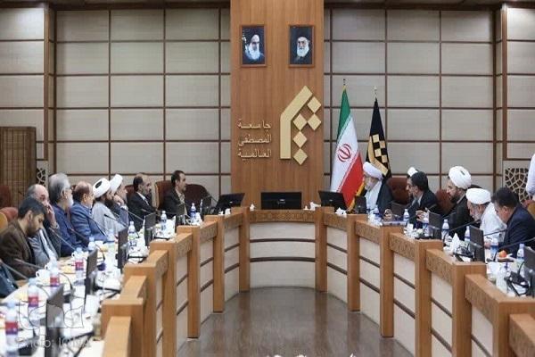 علی عباسی، رئیس جامعه المصطفی العالمیه