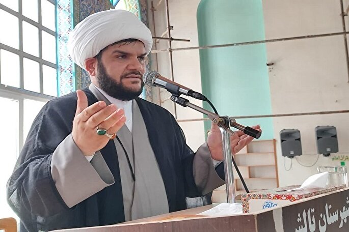 وحدت بین مسلمین عامل اصلی نابودی توطئه دشمنان است