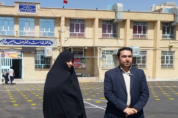دیدار شهردار منطقه 11 شیراز با رئیس آموزش و پرورش ناحیه 4