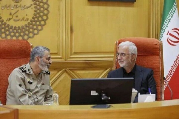دیدار امیر موسوی با اسکندر مومنی